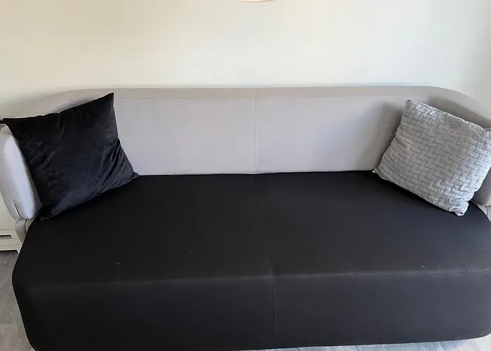 Lakeview 2 Penthouse Rooftop Terrace W15 *