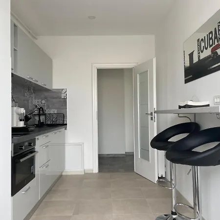 Апартаменты Lakeview 2 Penthouse Rooftop Terrace W15