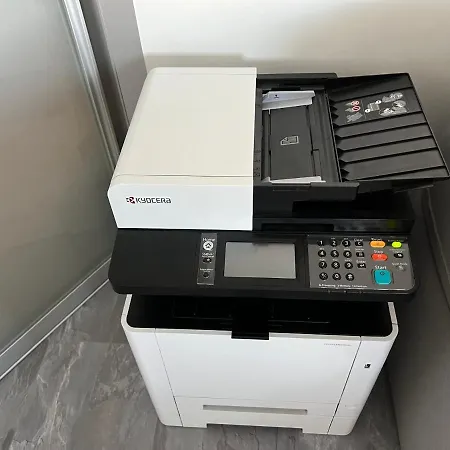 Lakeview 2 Penthouse Rooftop Terrace W15 Boekarest