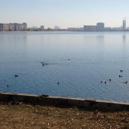 Apartment Lakeview 2 Penthouse Rooftop Terrace W15 *