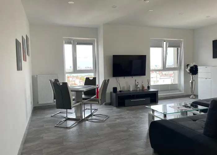 Lakeview 2 Penthouse Rooftop Terrace W15 * Bucareste