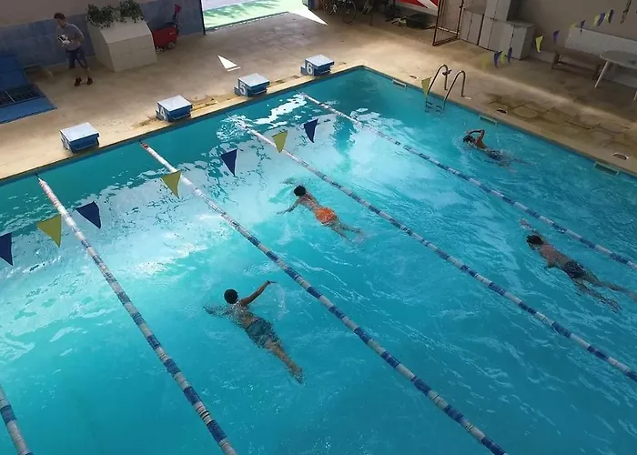 Lakeview 2 Penthouse Rooftop Terrace W15 *